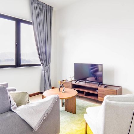 Encorp Strand Residences By Airhost Kota Damansara Esterno foto