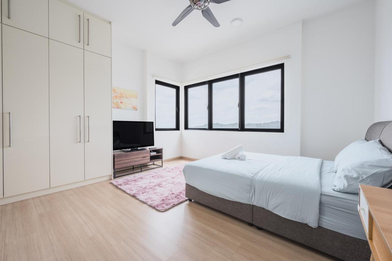 Encorp Strand Residences By Airhost Kota Damansara Esterno foto