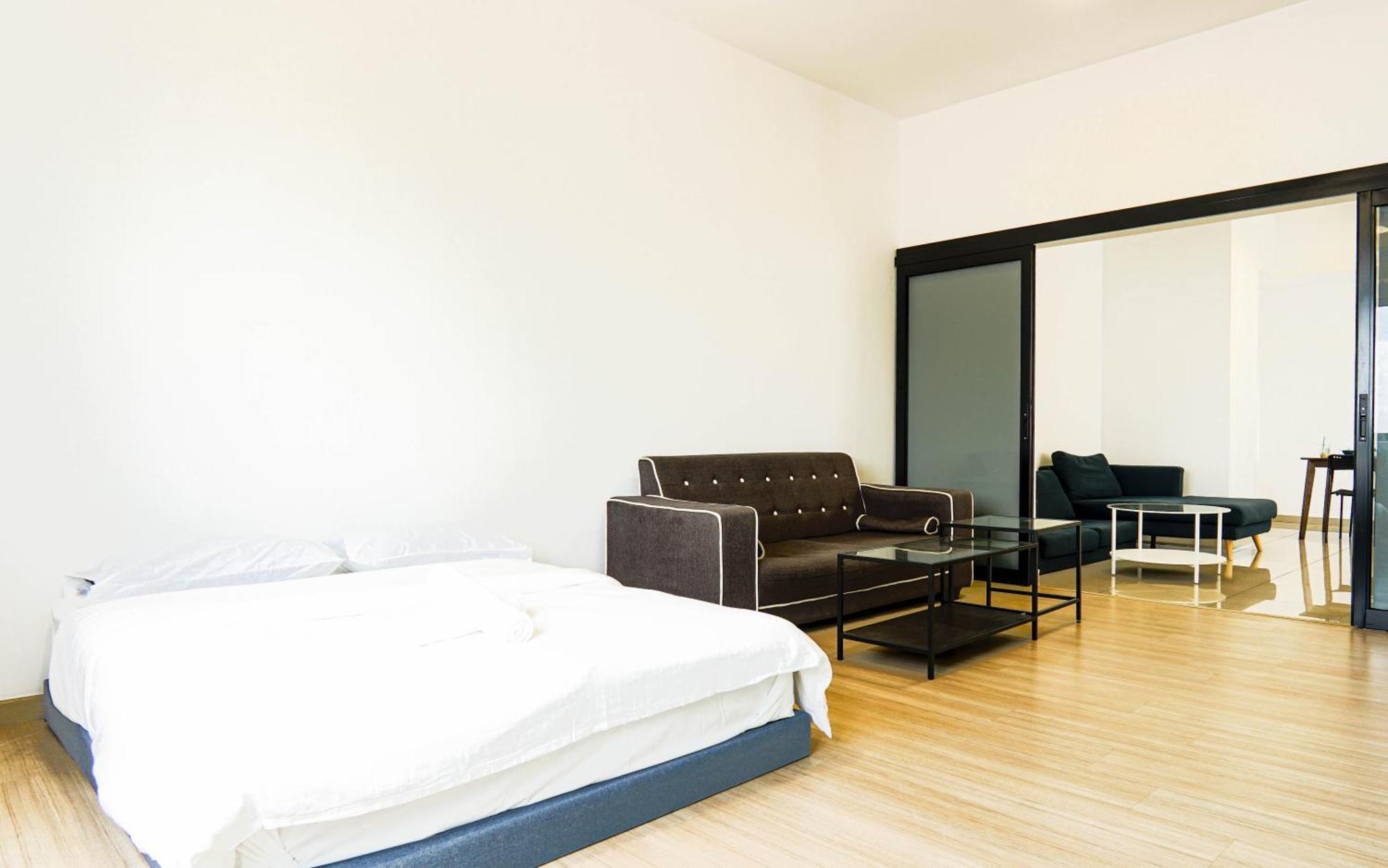 Encorp Strand Residences By Airhost Kota Damansara Esterno foto