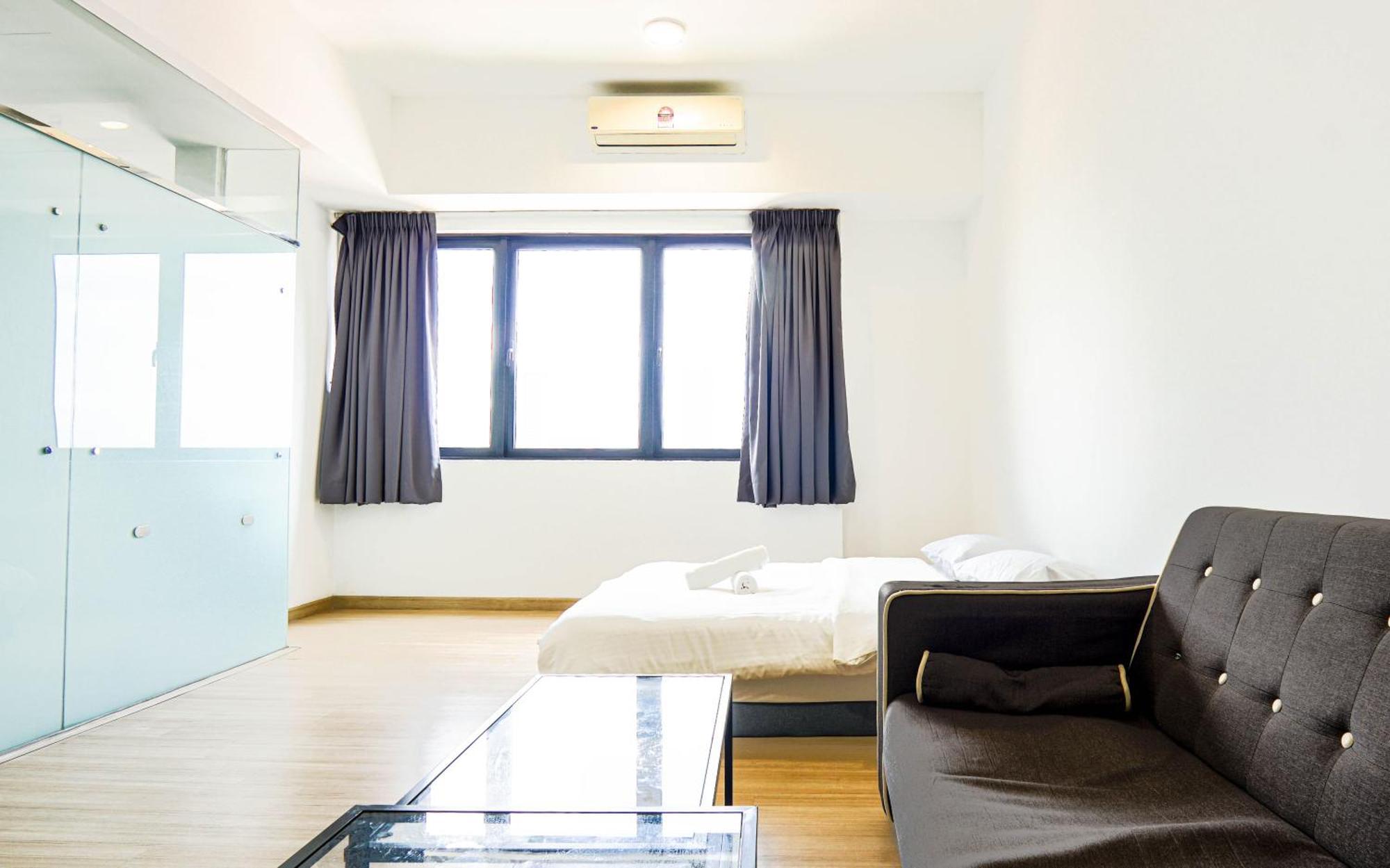 Encorp Strand Residences By Airhost Kota Damansara Esterno foto
