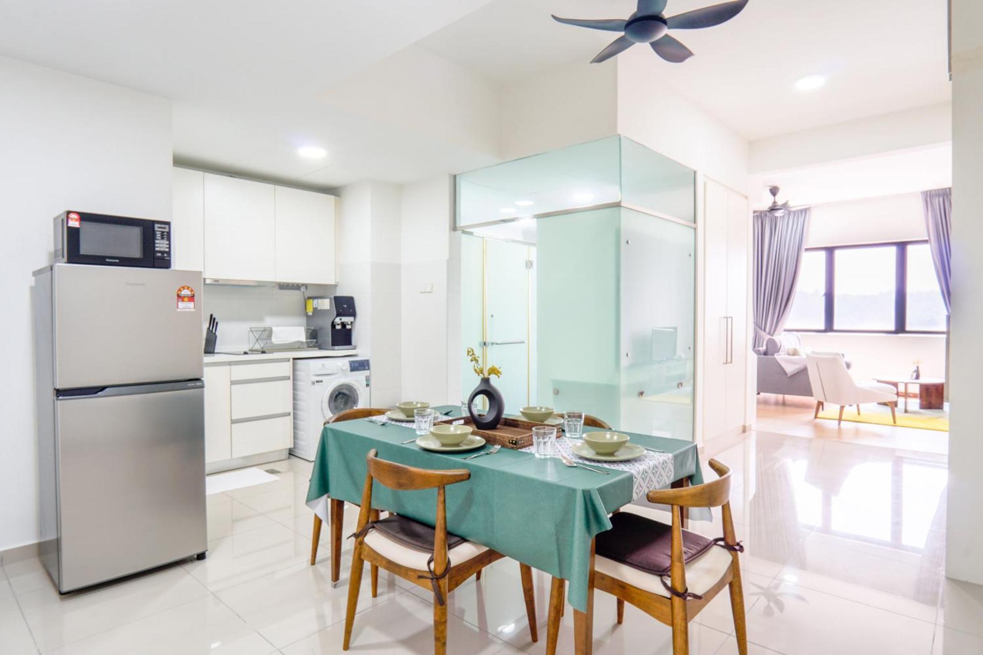 Encorp Strand Residences By Airhost Kota Damansara Esterno foto