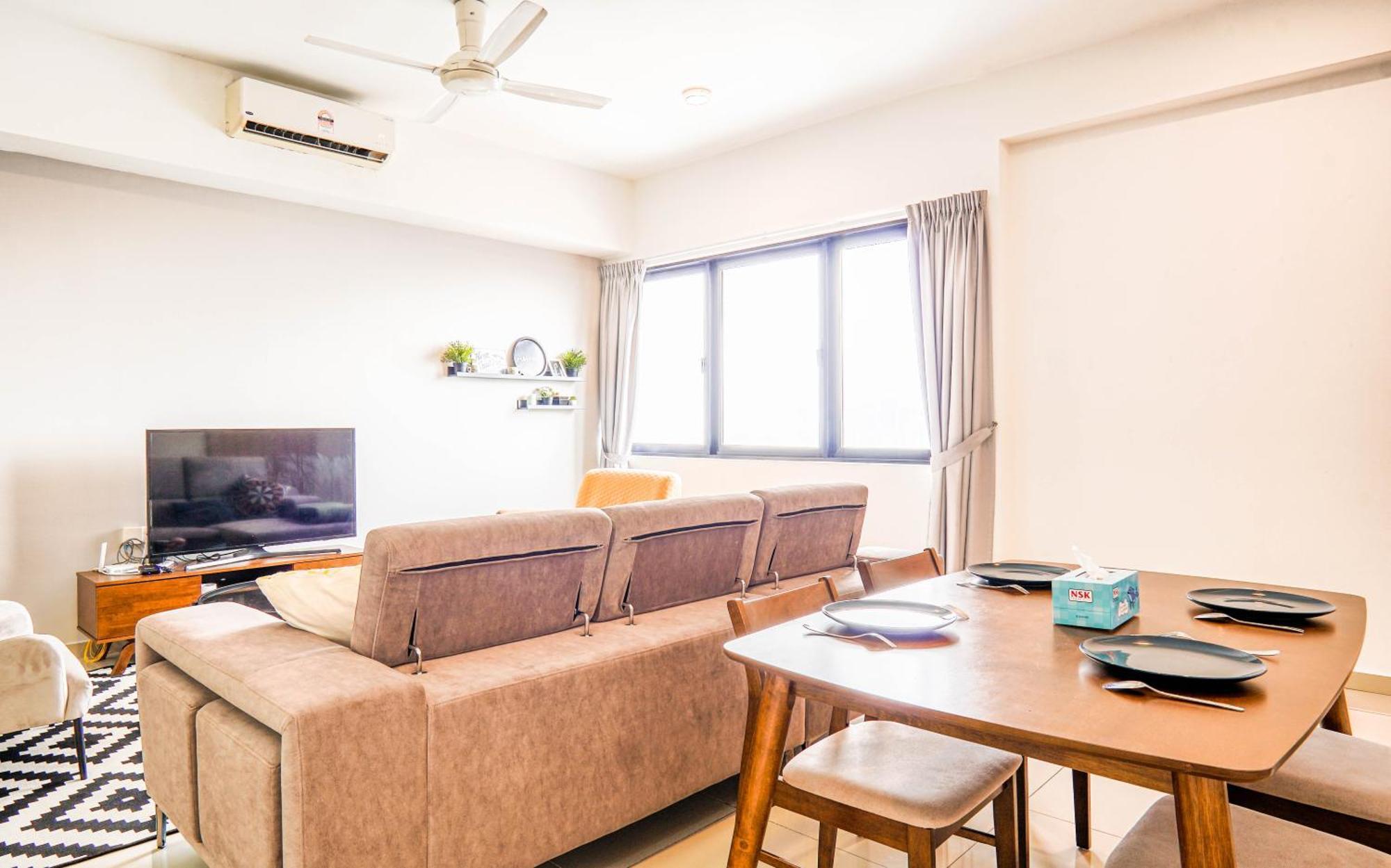 Encorp Strand Residences By Airhost Kota Damansara Esterno foto