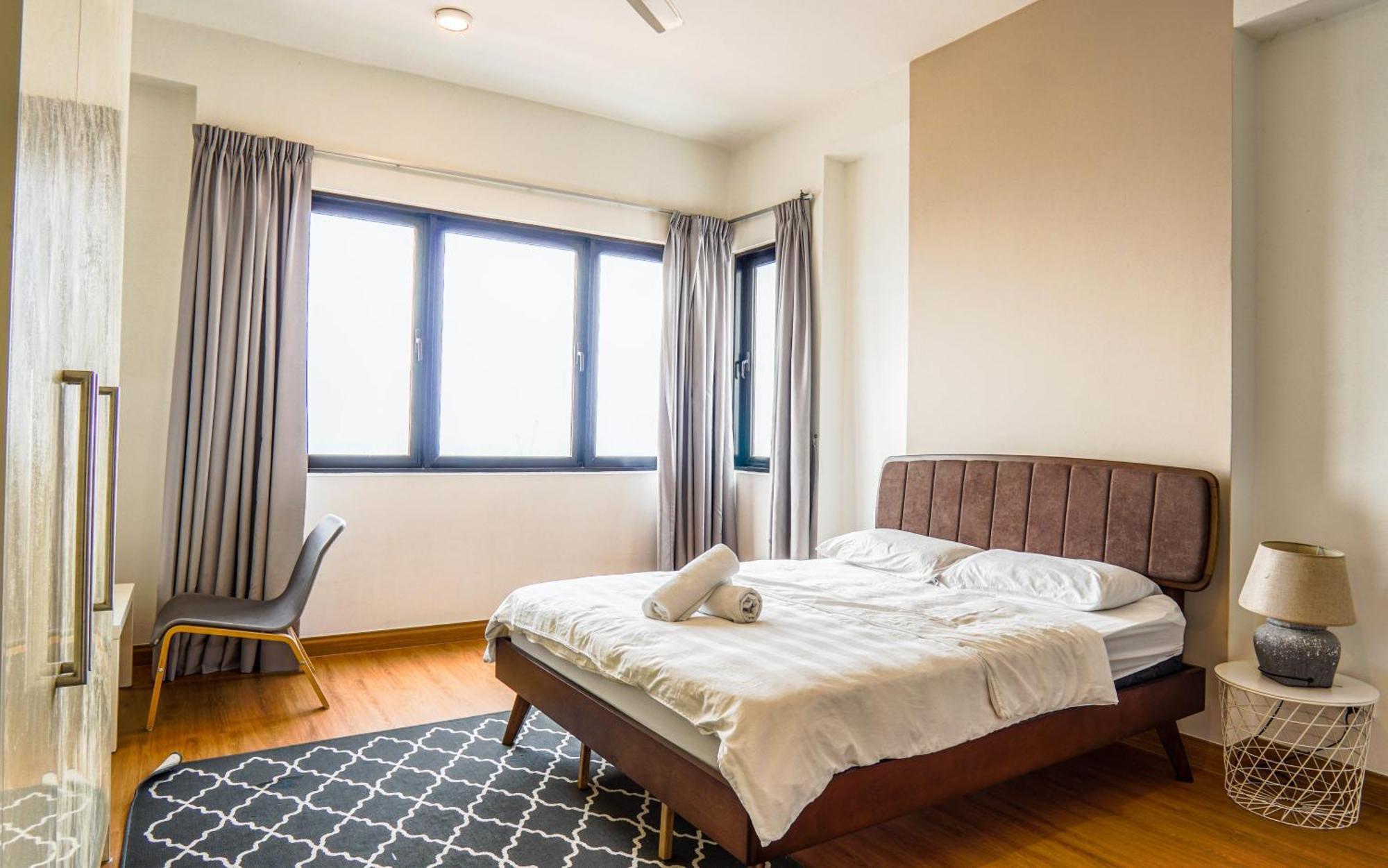 Encorp Strand Residences By Airhost Kota Damansara Esterno foto