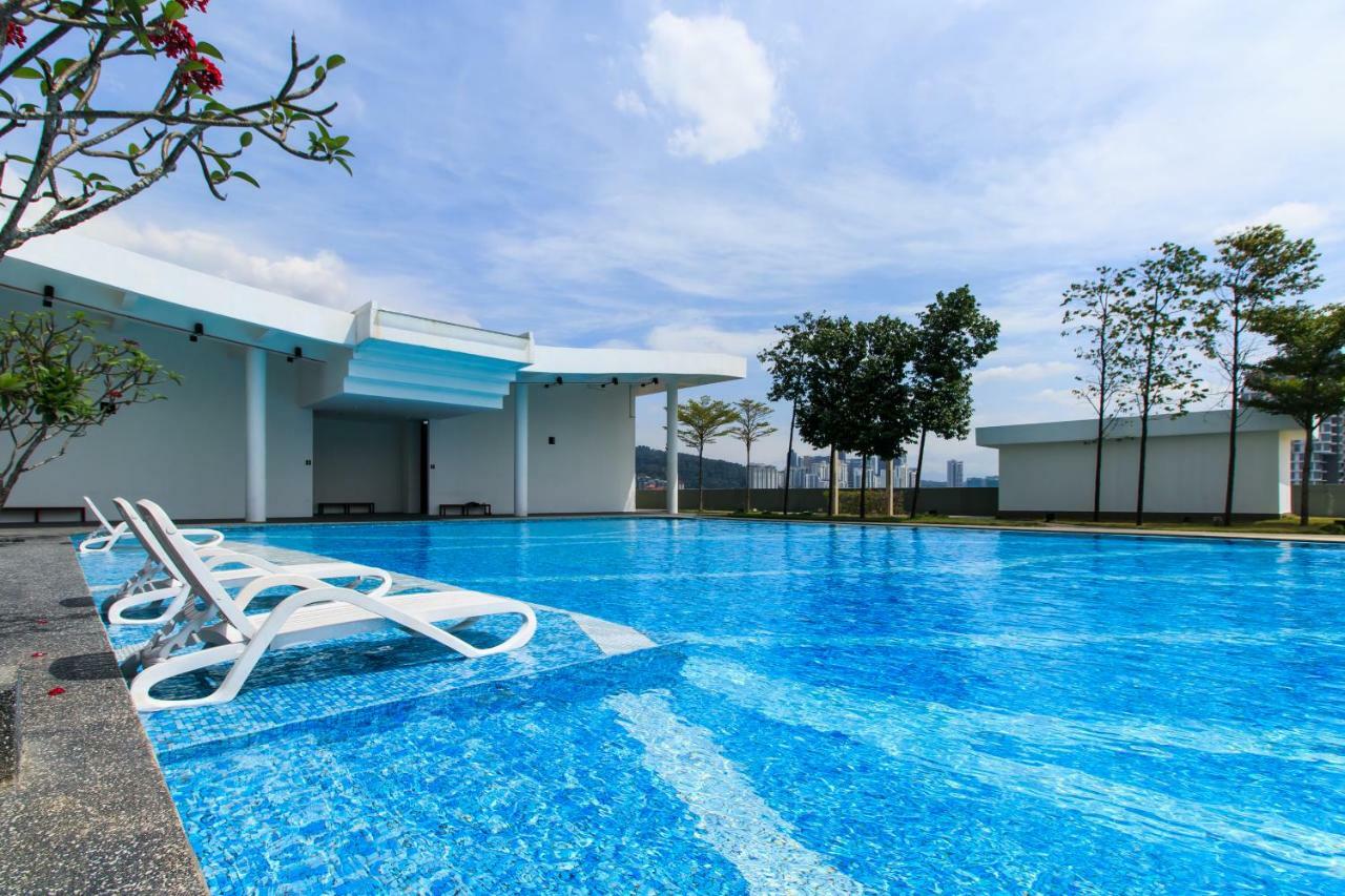 Encorp Strand Residences By Airhost Kota Damansara Esterno foto
